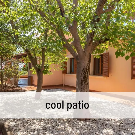 Villa Feliz Mit Meerblick, Pool, W-lan & Parkplatz